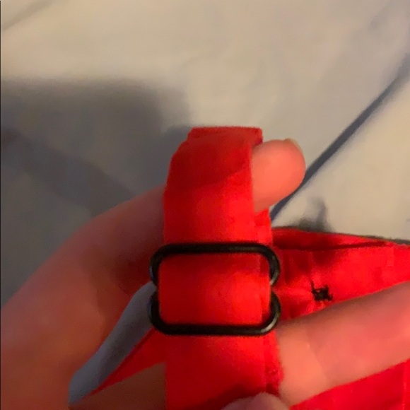 Red crop top - Picture 3 of 6